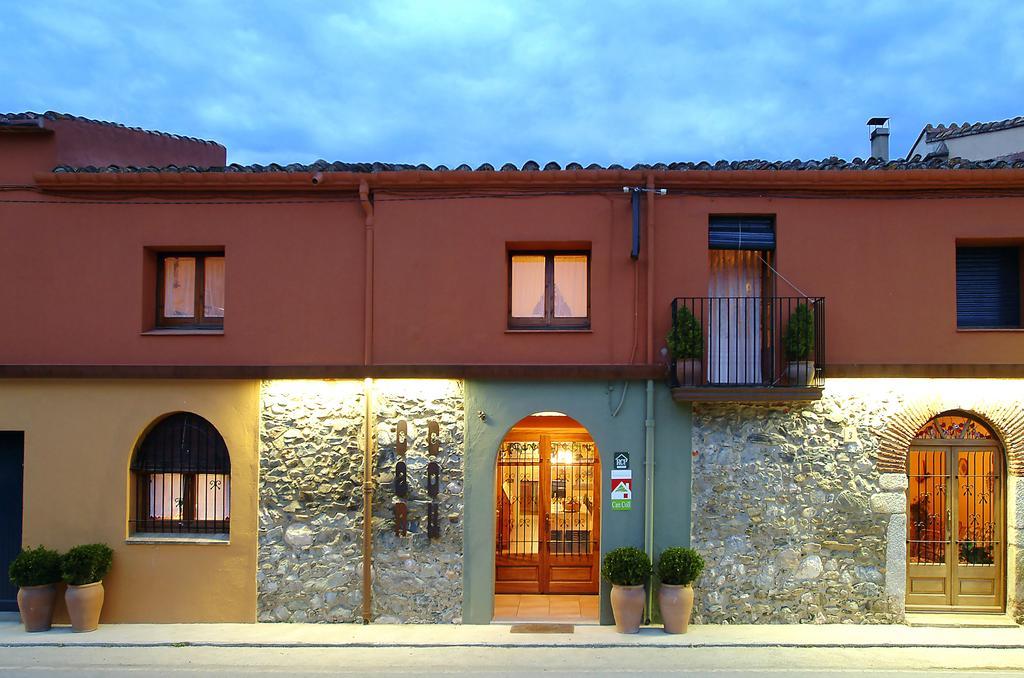 Casa Rural Can Coll Garriguella Exterior foto