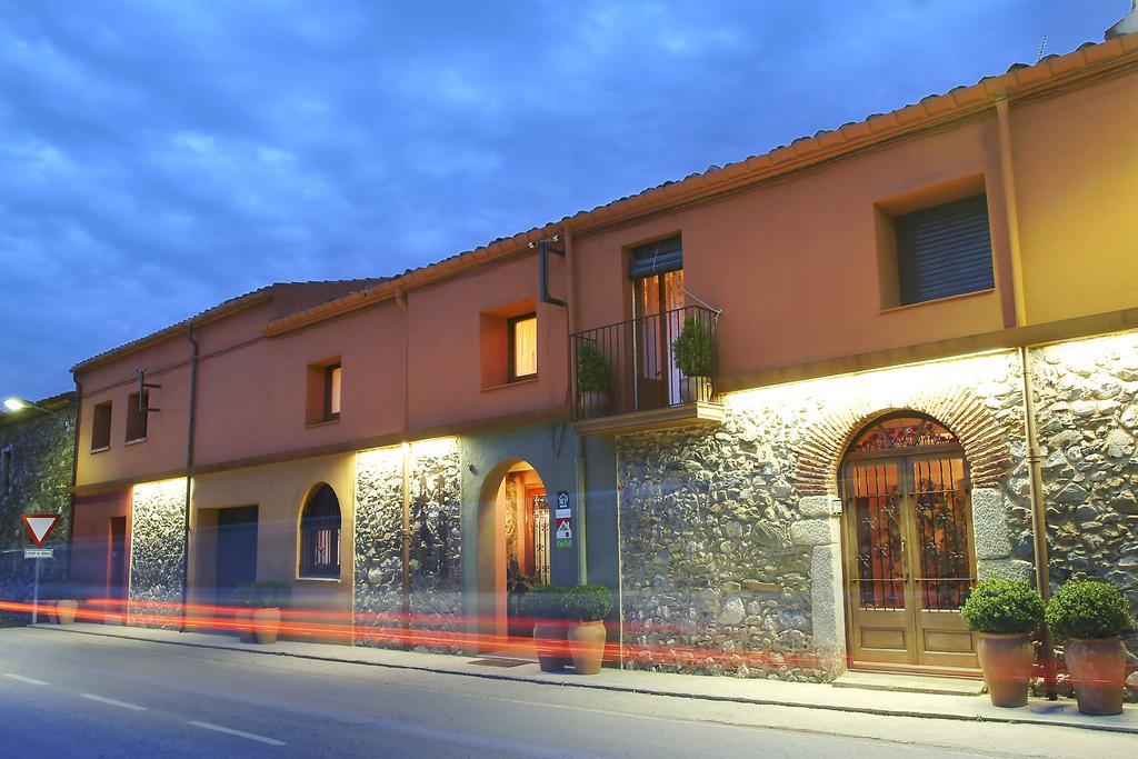 Casa Rural Can Coll Garriguella Exterior foto